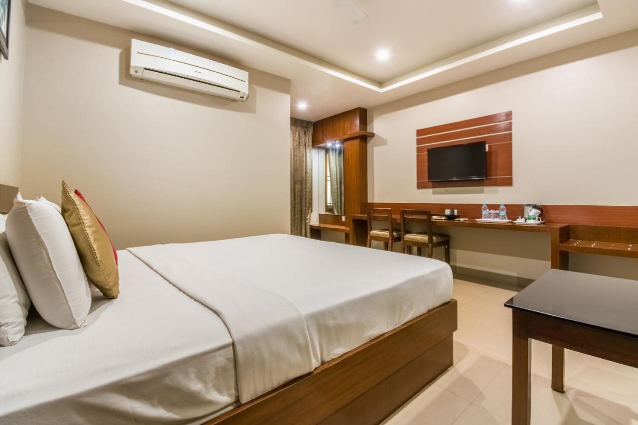Five Elements Hotel Visakhapatnam Buitenkant foto