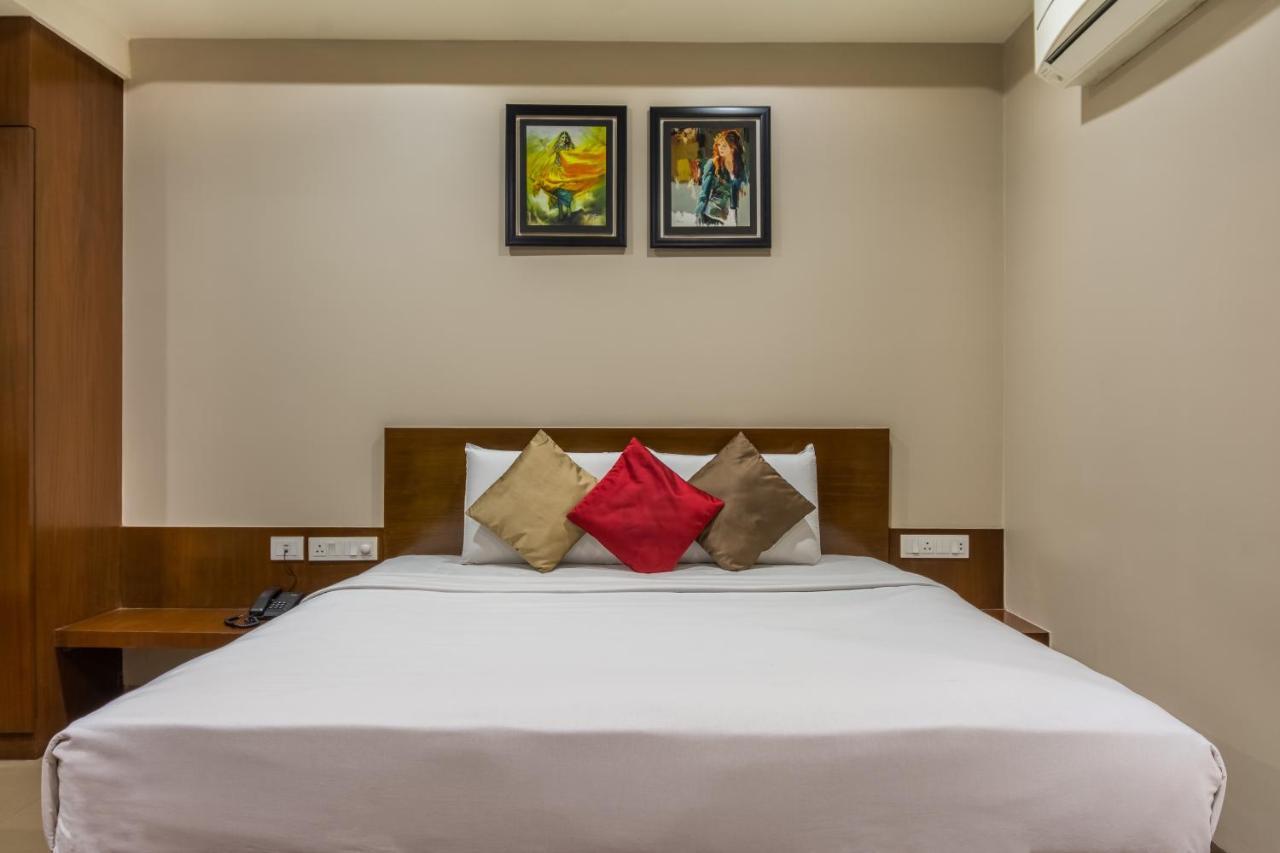 Five Elements Hotel Visakhapatnam Buitenkant foto